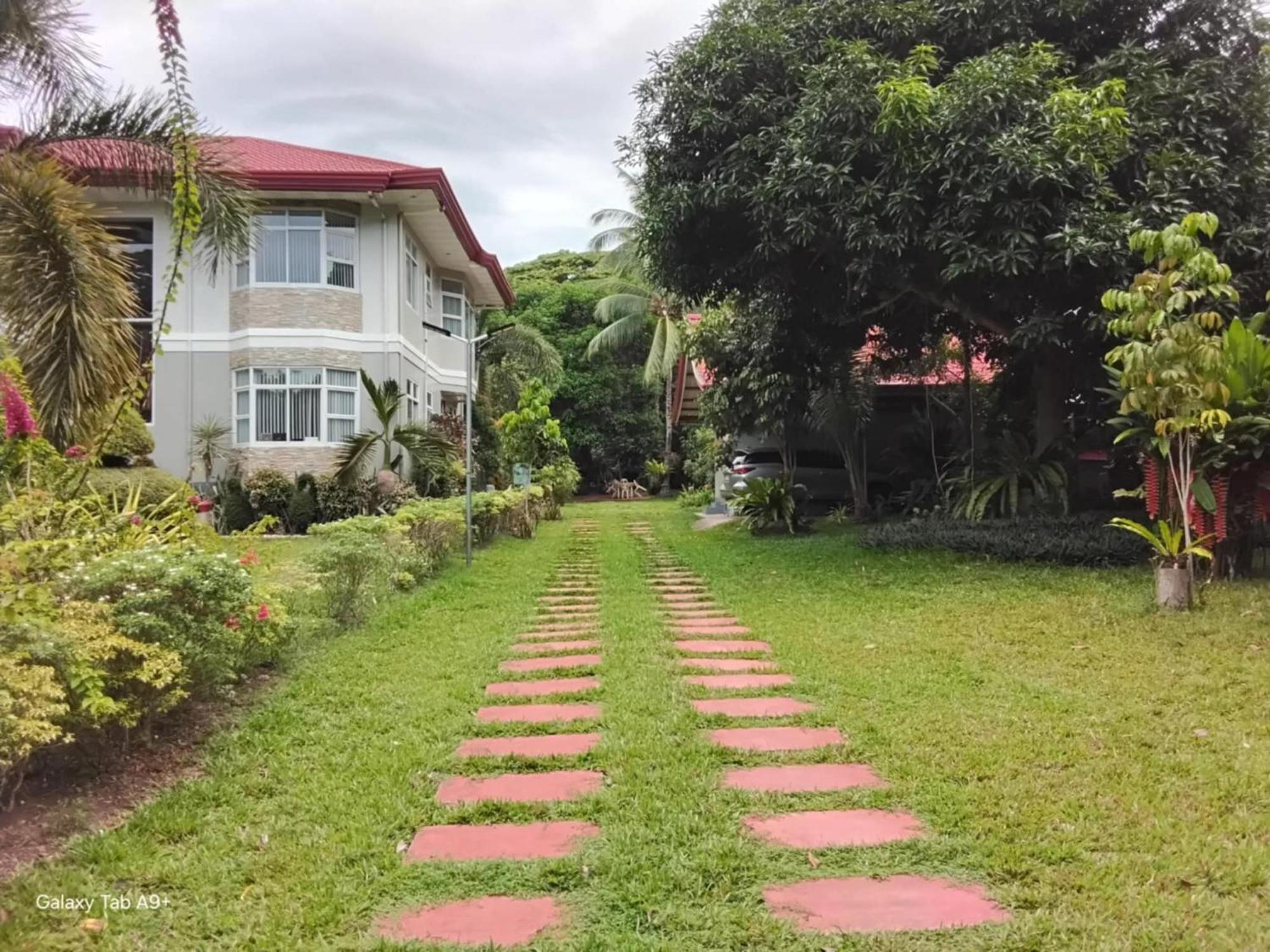 Camiguin Lanzones Resort Mambajao Exterior photo